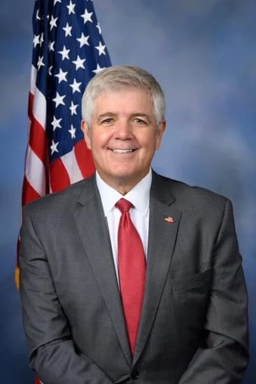 Cliff Bentz portrait