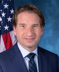 Dean Phillips portrait